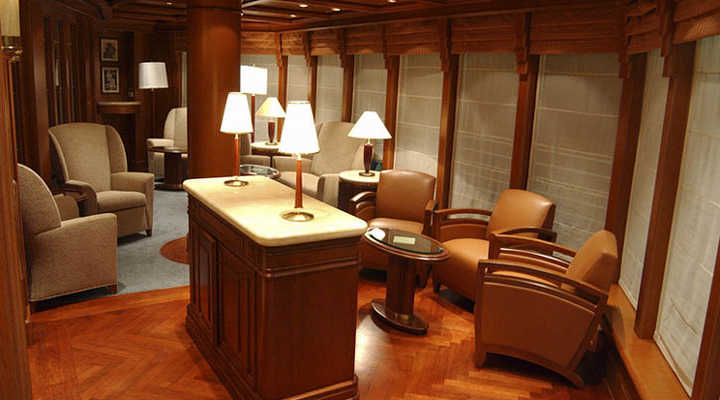 Churchill Lounge